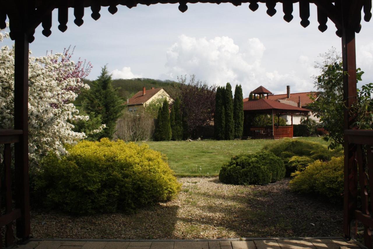 Appartamento Ani Vendégház Egerszalók Esterno foto